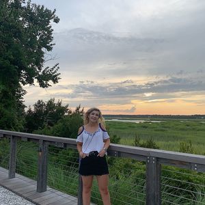 Meet your Posher, Jenni